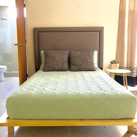 Jr Suite En Zona Residencial Linda Vista - Magnifica Ubicacion Y Tranquilidad. Monterrey Bagian luar foto